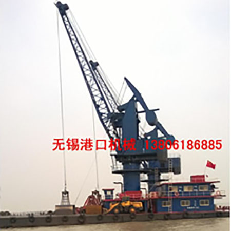港口固定式吊機(jī)性能在港口作業(yè)中的關(guān)鍵作用與優(yōu)勢(shì)